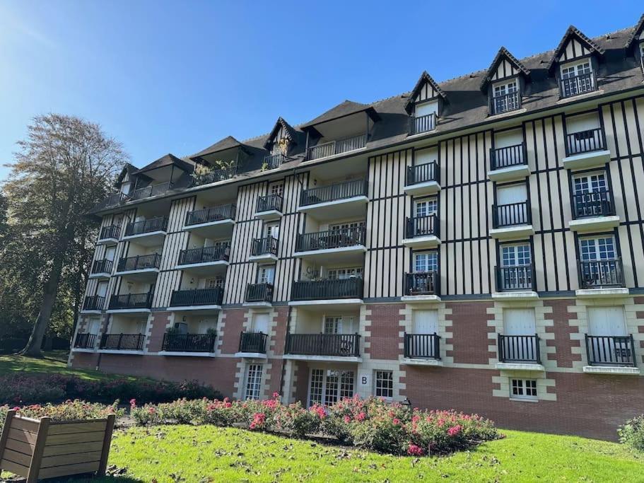 Appartement Calme Proche De La Mer Avec Parking Вилле-сюр-Мер Экстерьер фото